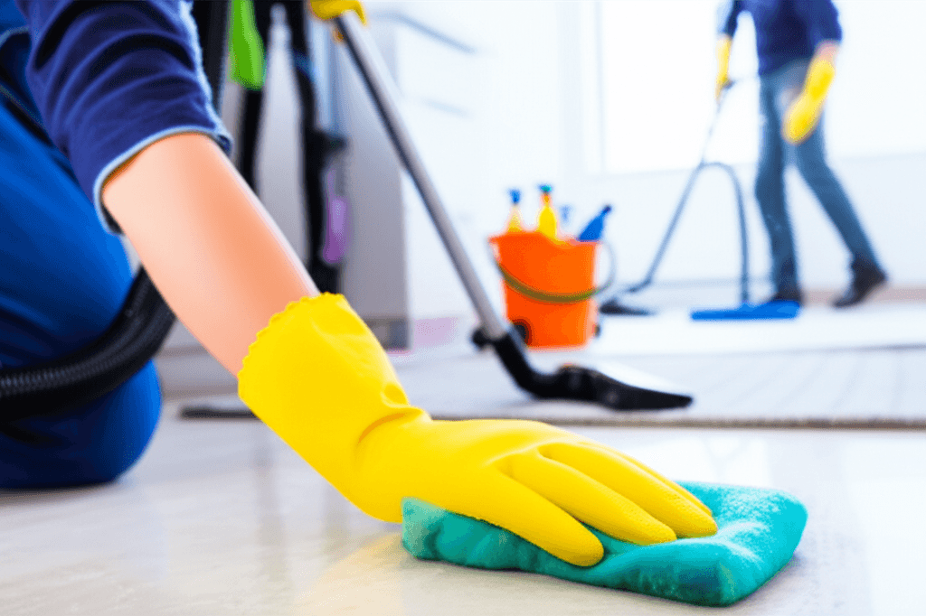 Property manager turnover playbook: trash-out to broom clean